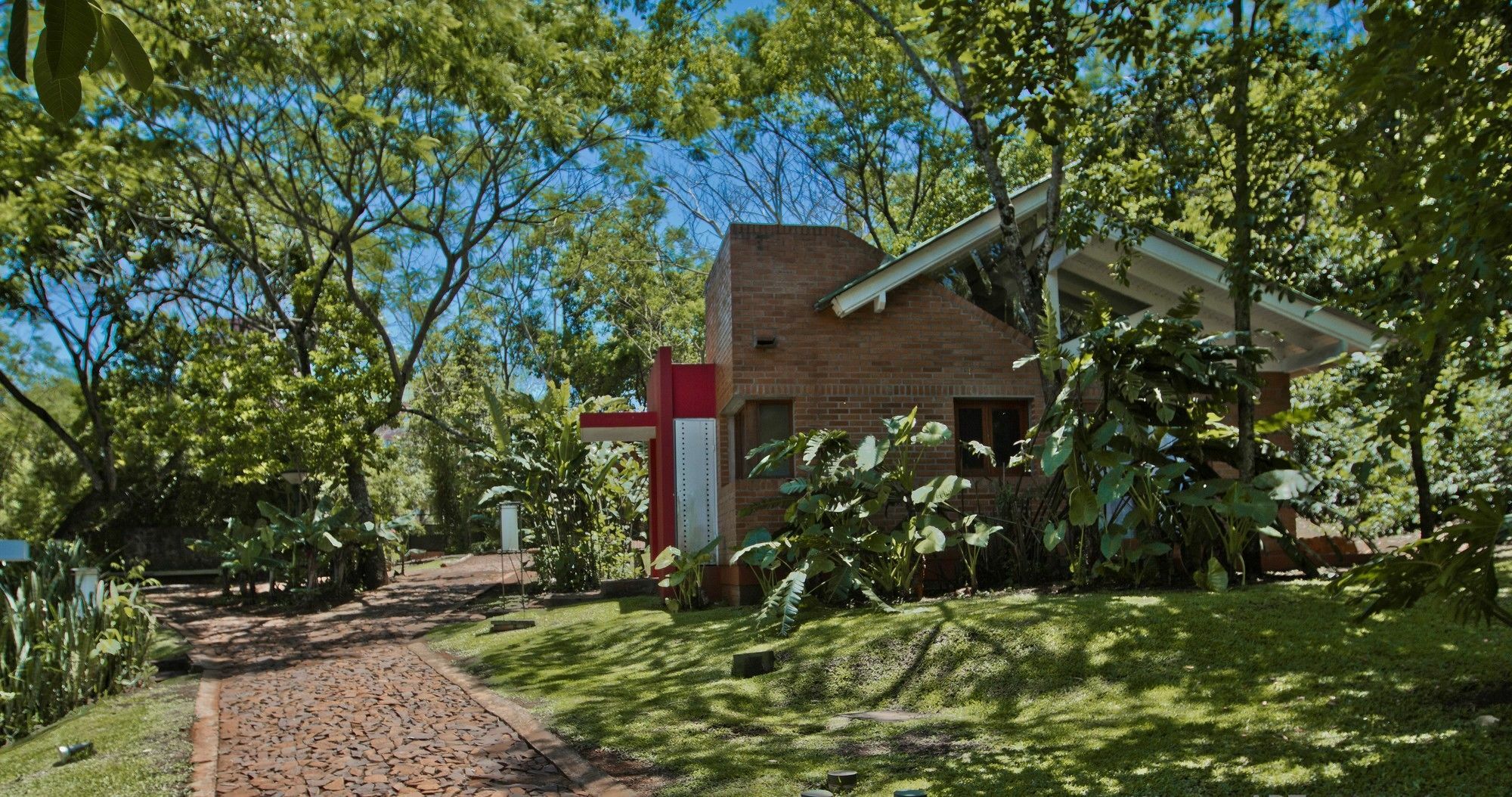 Raices Amambai Lodges Puerto Iguazú Dış mekan fotoğraf