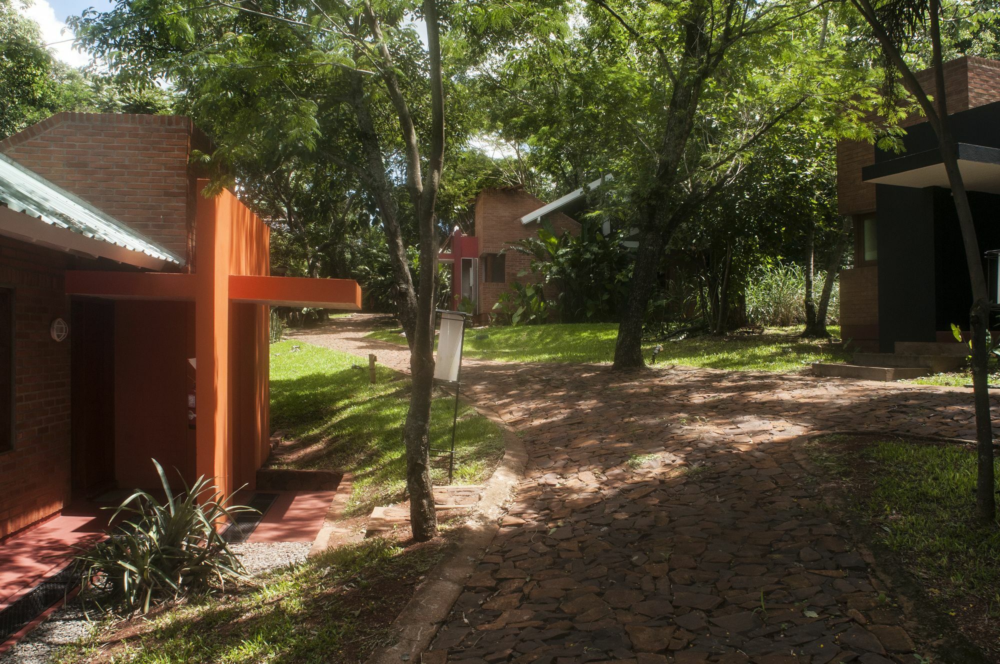 Raices Amambai Lodges Puerto Iguazú Dış mekan fotoğraf